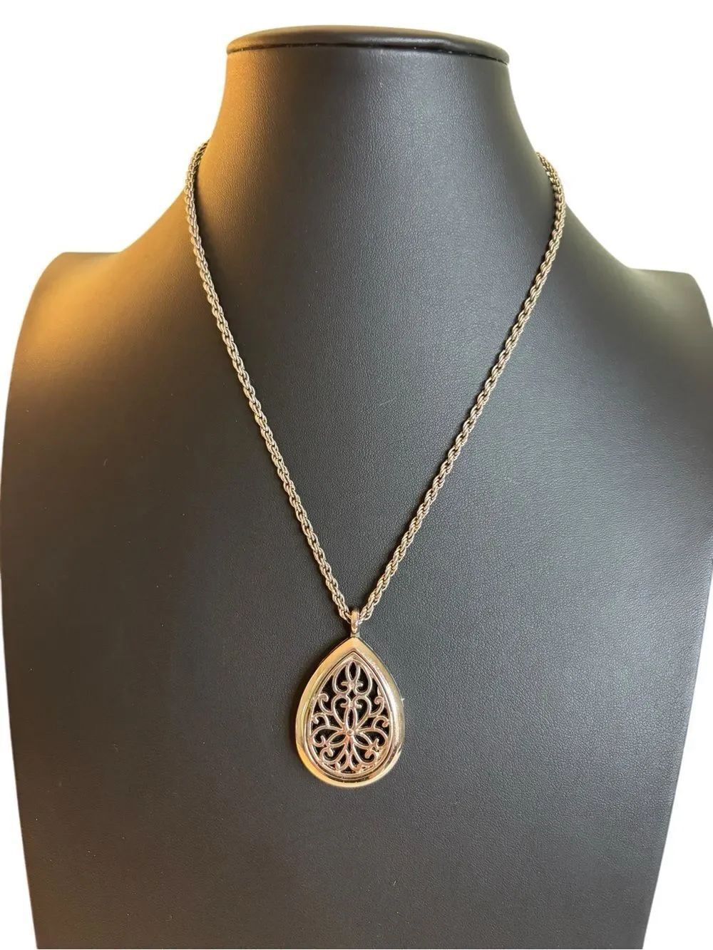 Vintage Silver Toned Filigree Teardrop Locket